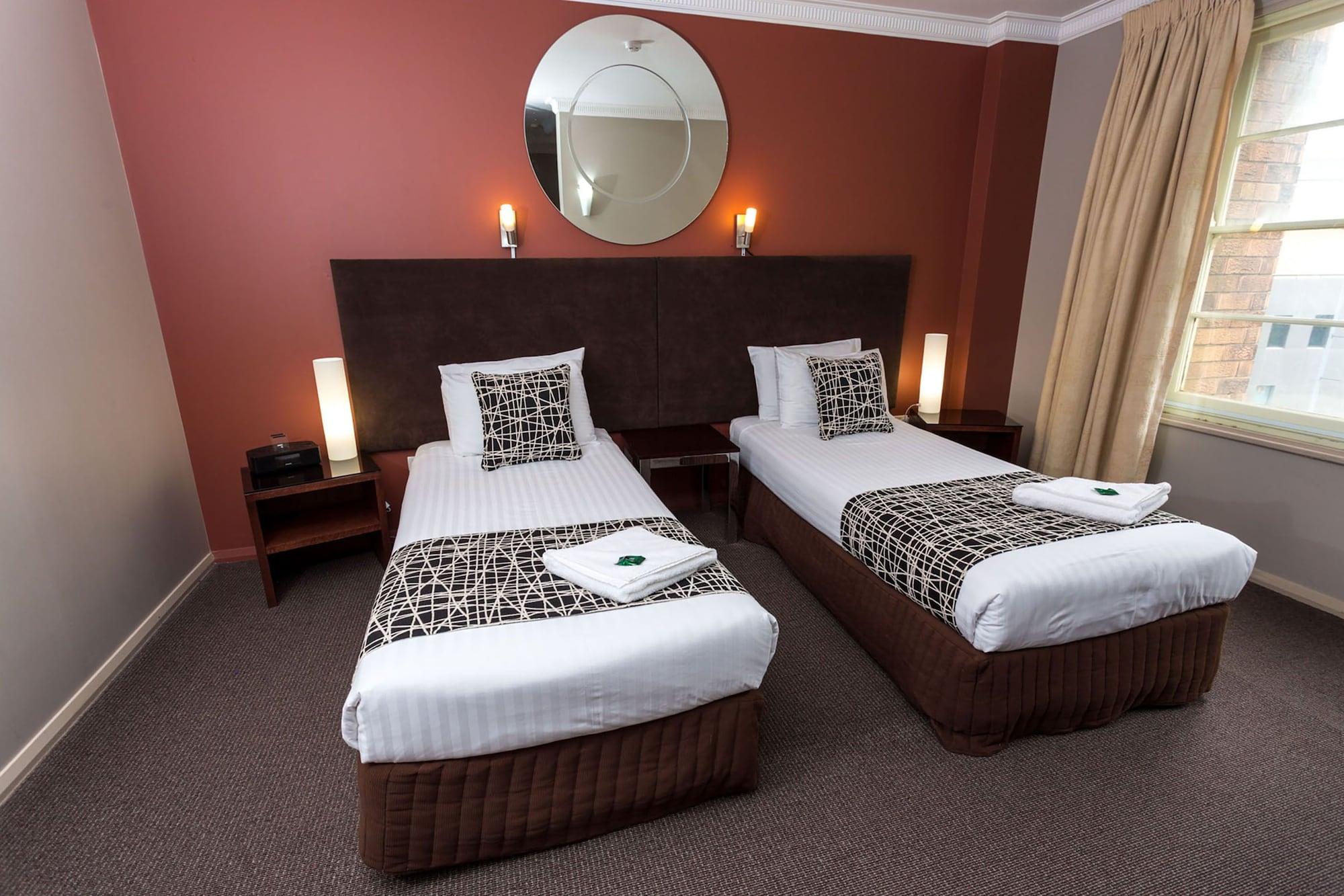 Clarendon Hotel نيو كاسل المظهر الخارجي الصورة