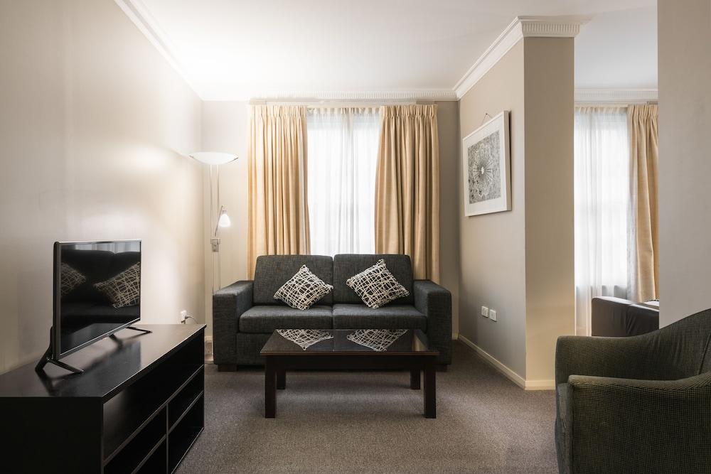 Clarendon Hotel نيو كاسل المظهر الخارجي الصورة