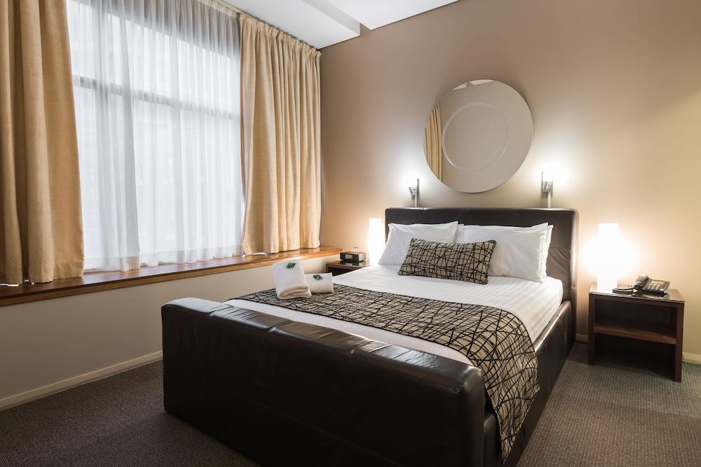 Clarendon Hotel نيو كاسل المظهر الخارجي الصورة