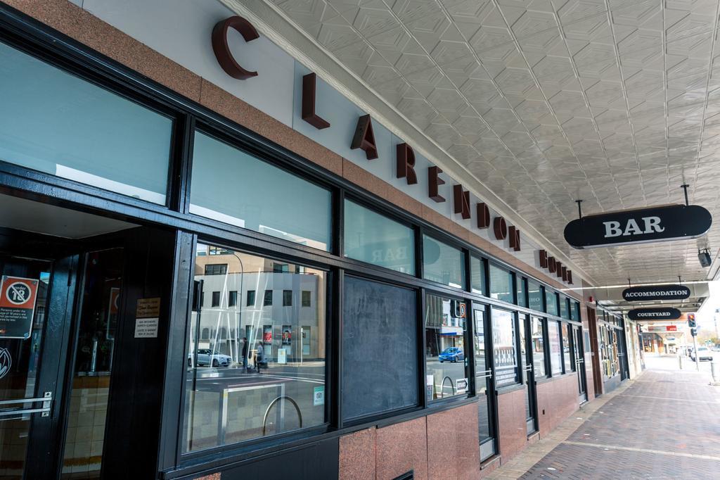 Clarendon Hotel نيو كاسل المظهر الخارجي الصورة