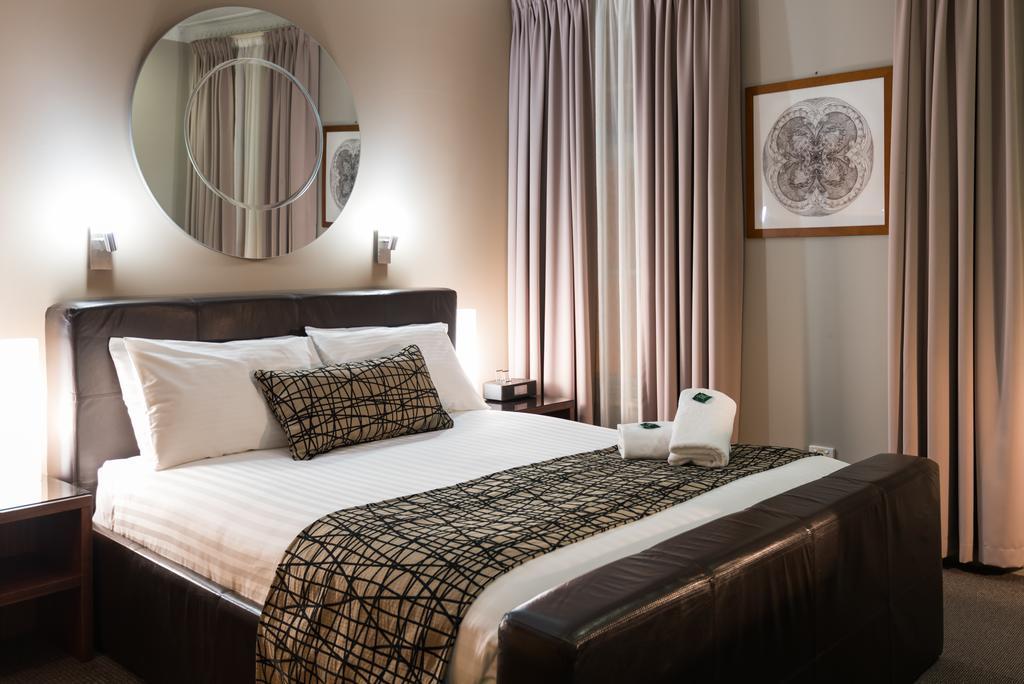 Clarendon Hotel نيو كاسل المظهر الخارجي الصورة